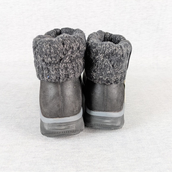 Skechers Cozy Weather 2 Winter Boot- w/-apparent flaw - Picture 8 of 16